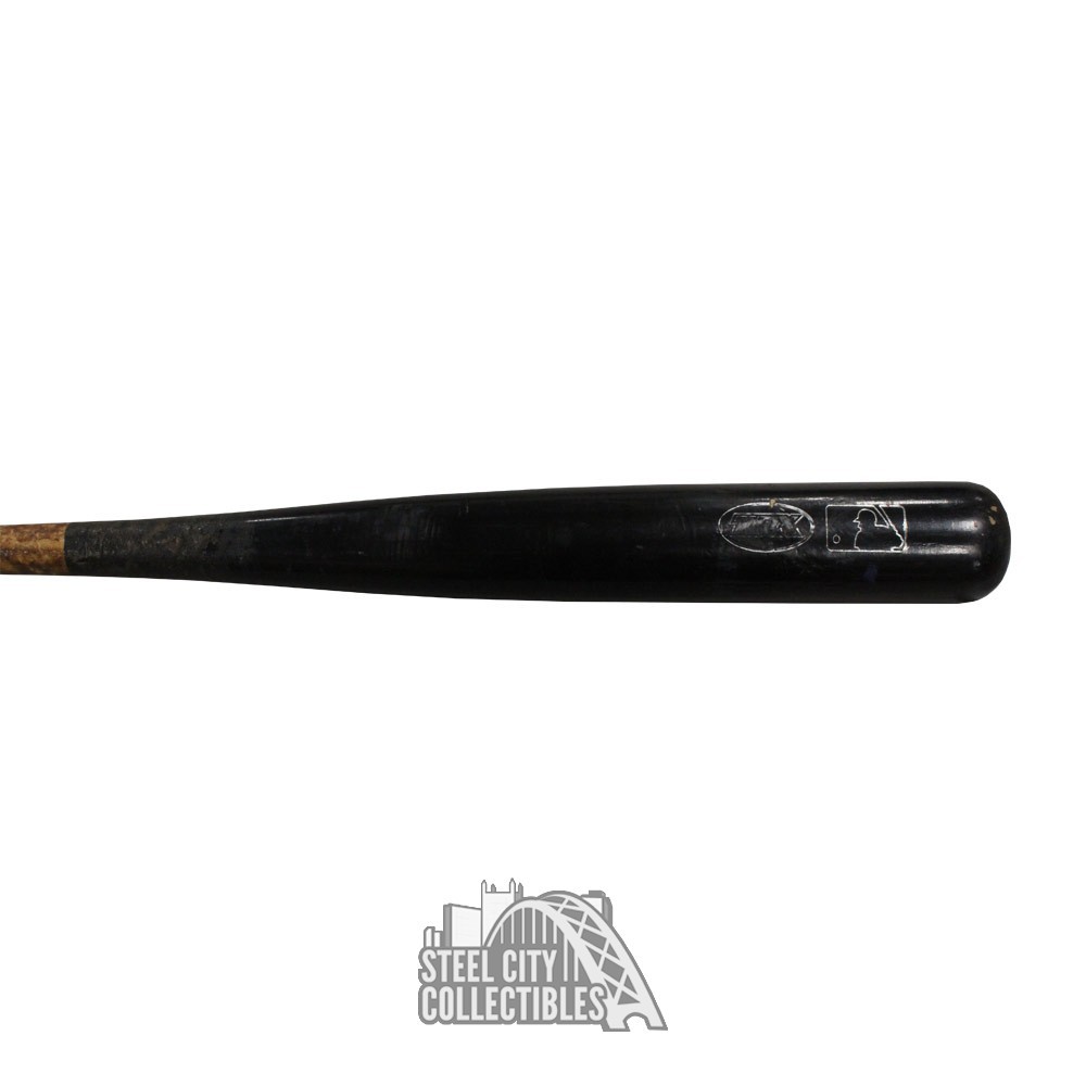 2023 Game Used Louisville Slugger Game Model Broken Bat used by