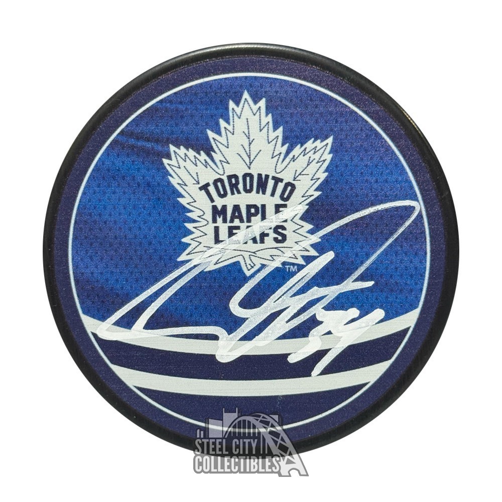 Auston matthews sale signed puck