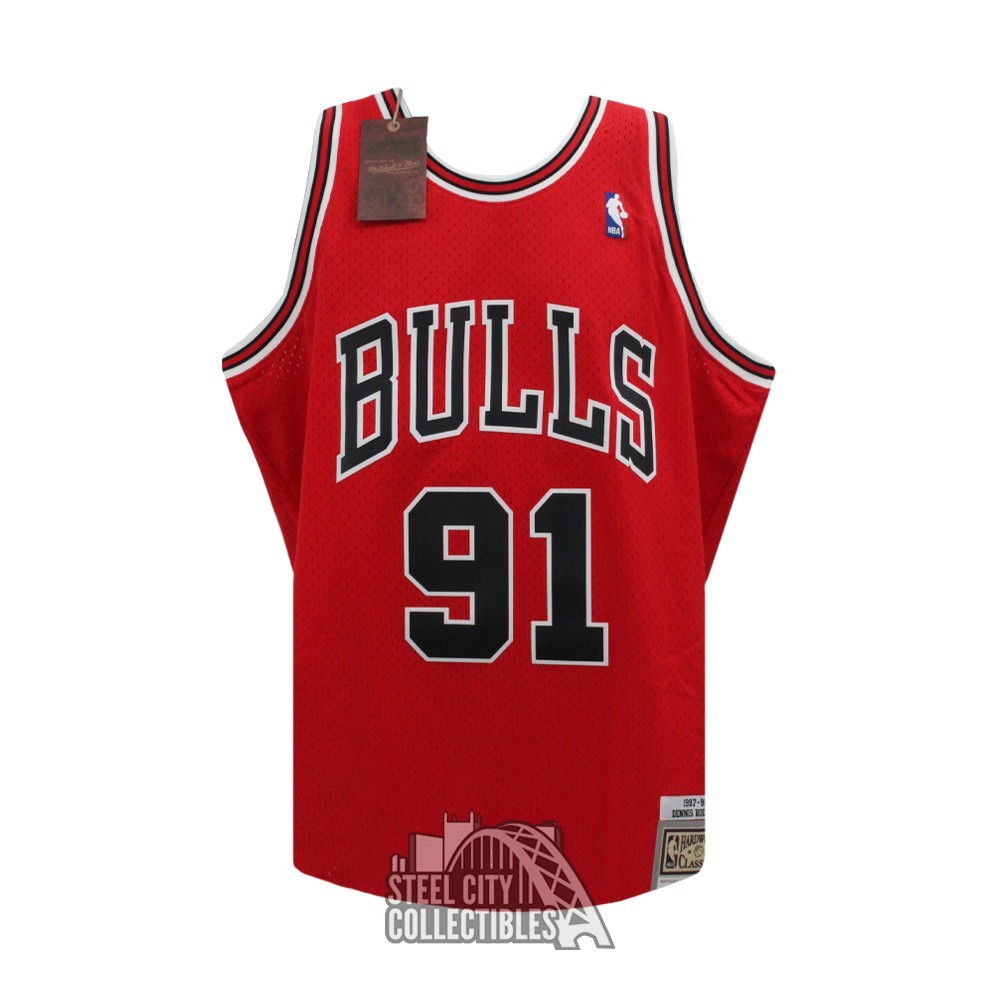 Chicago Bulls Autographed Memorabilia, Bulls Collectibles