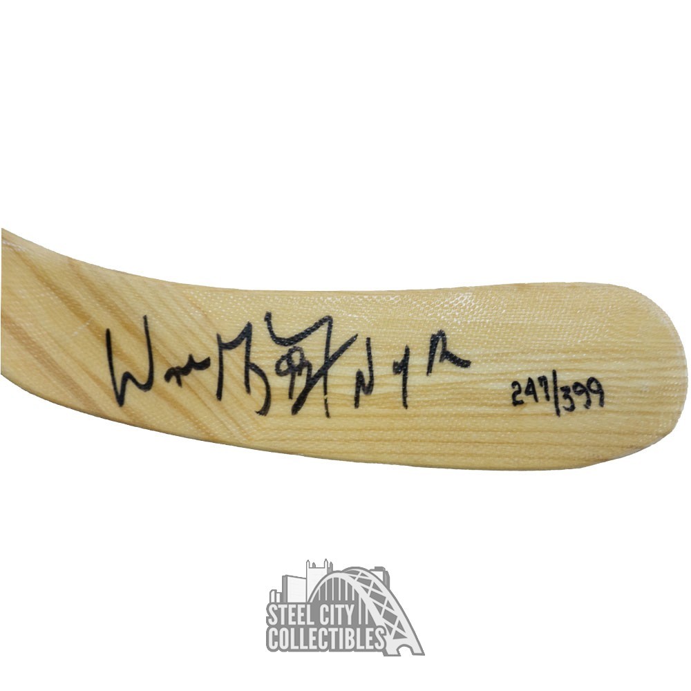 Hespeler 4600 sighted Wayne Gretzky bud light cheapest stick