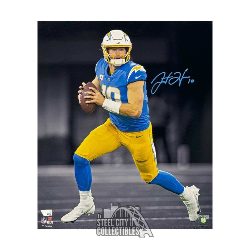 Justin Herbert Autographed Los Angeles 16x20 Football Photo - Fanatics ...