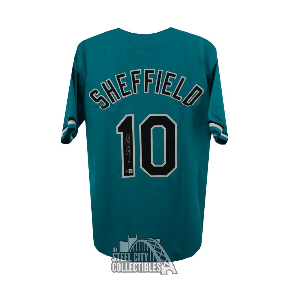 Gary deals Sheffield autographed jersey