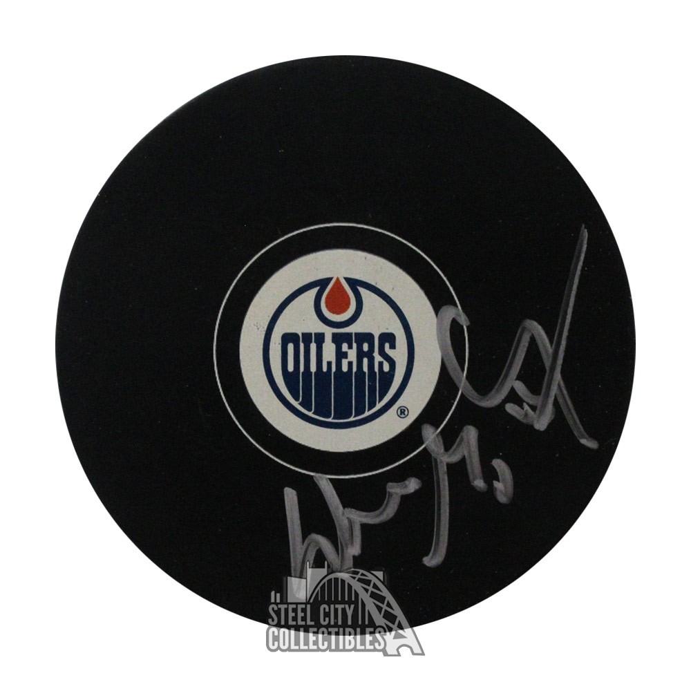 Wayne Gretzky Autographed Edmonton Oilers Hockey Puck - JSA Basic ...