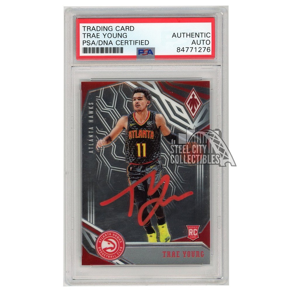 Trae Young 2018-19 Panini Chronicles Phoenix Autograph RC Card