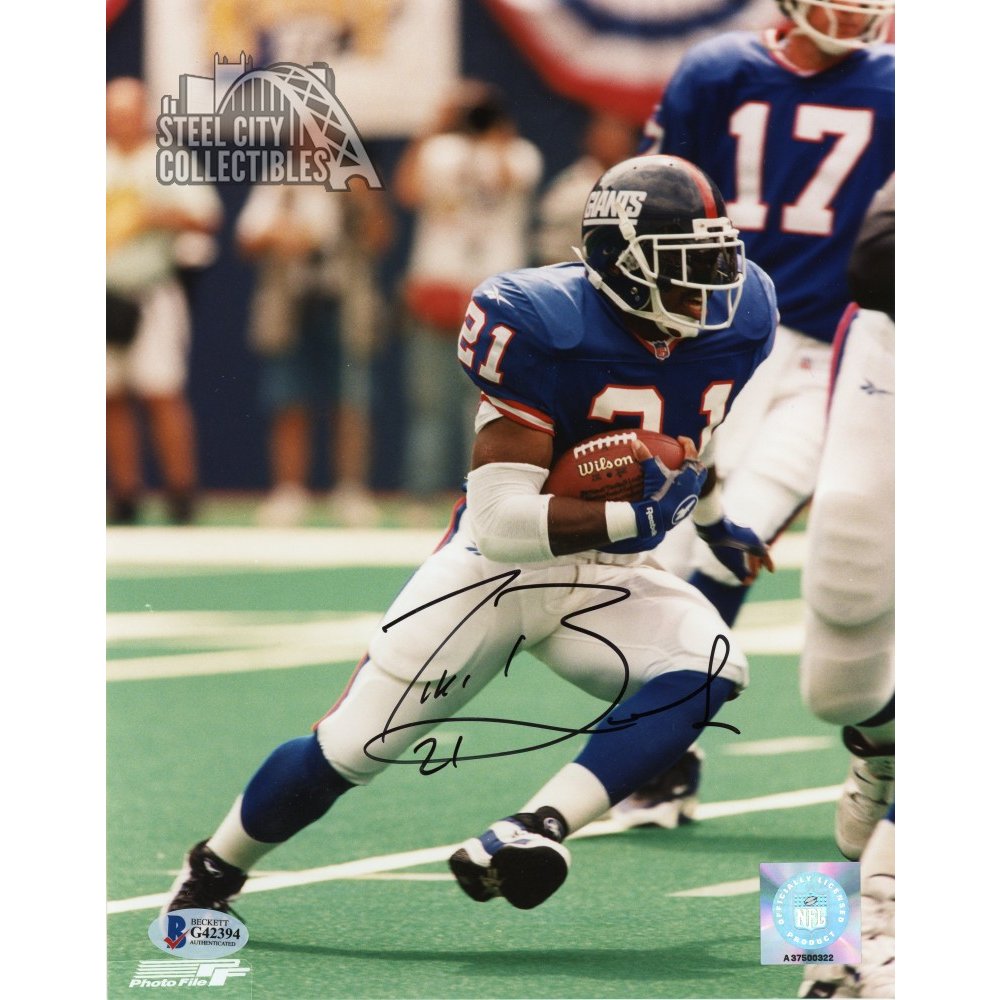 Tiki Barber autographed football card (New York Giants) 2004