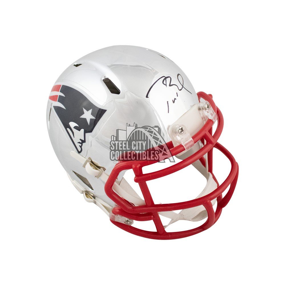 Tom Brady Autographed Patriots Chrome Replica Full-Size Football Helmet -  Fanatics LOA