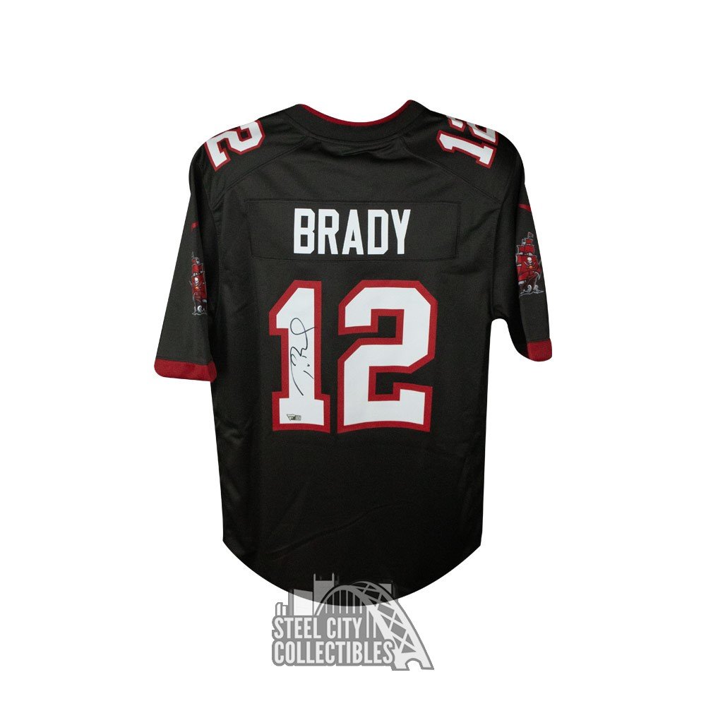 Tom Brady Autographed Tampa Bay Buccaneers Black Nike Football Jersey -  Fanatics LOA