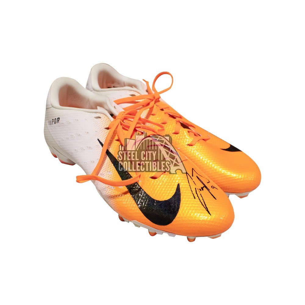 Joe Burrow Autographed Nike Vapor Football Cleats - Fanatics | Steel ...