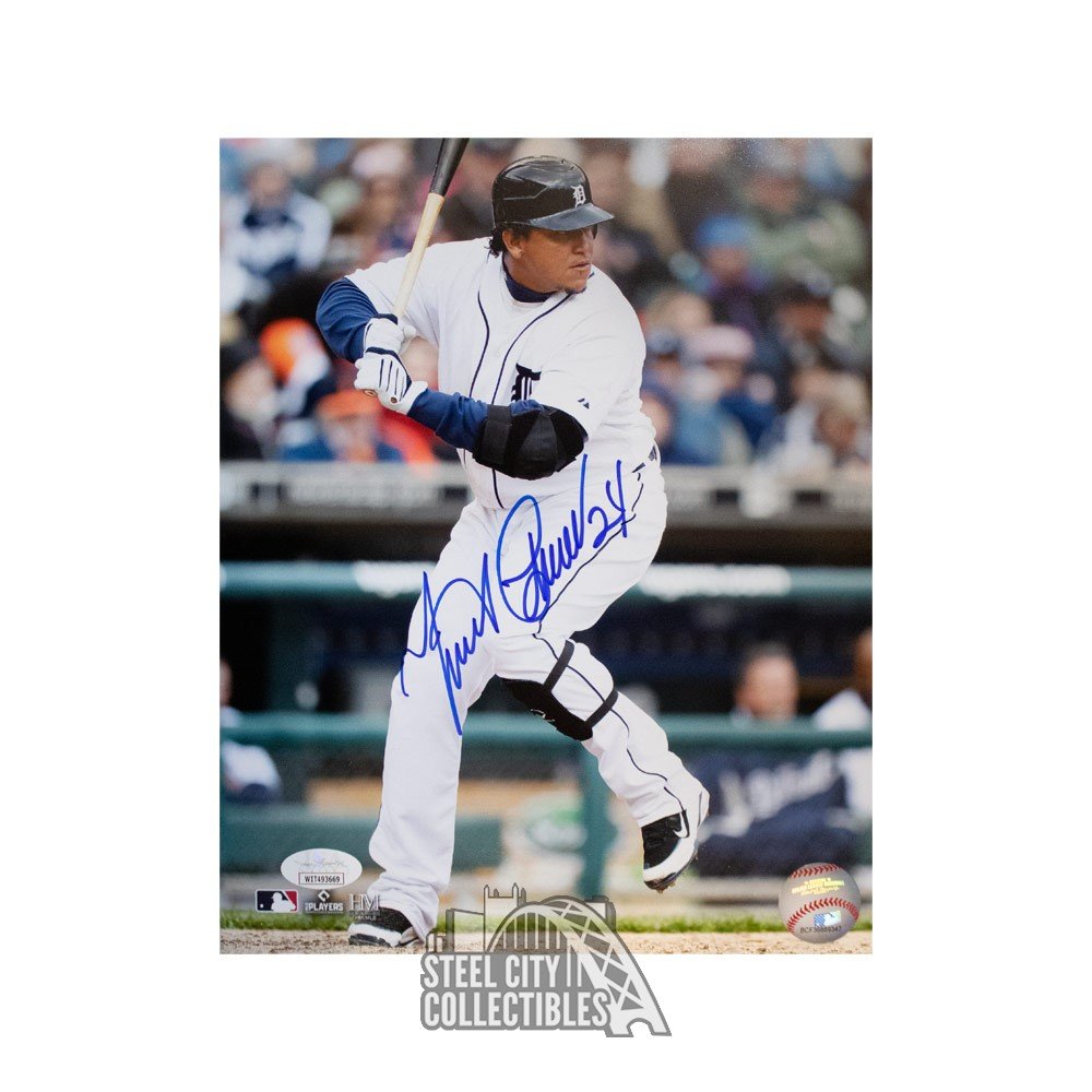 Miguel Cabrera Autographed 8x10 Baseball Photo (JSA)