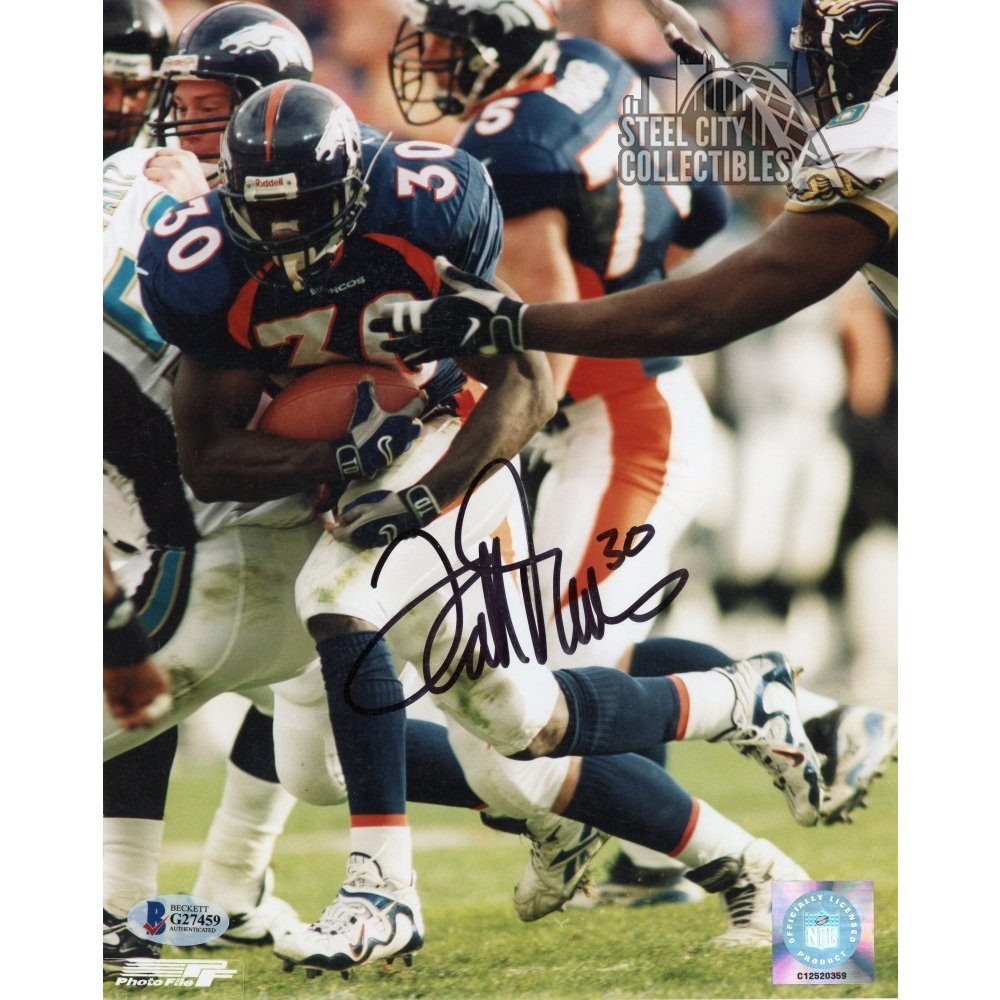 Terrell Davis Autographed Denver Broncos 8x10 Photo (Running) - BAS COA