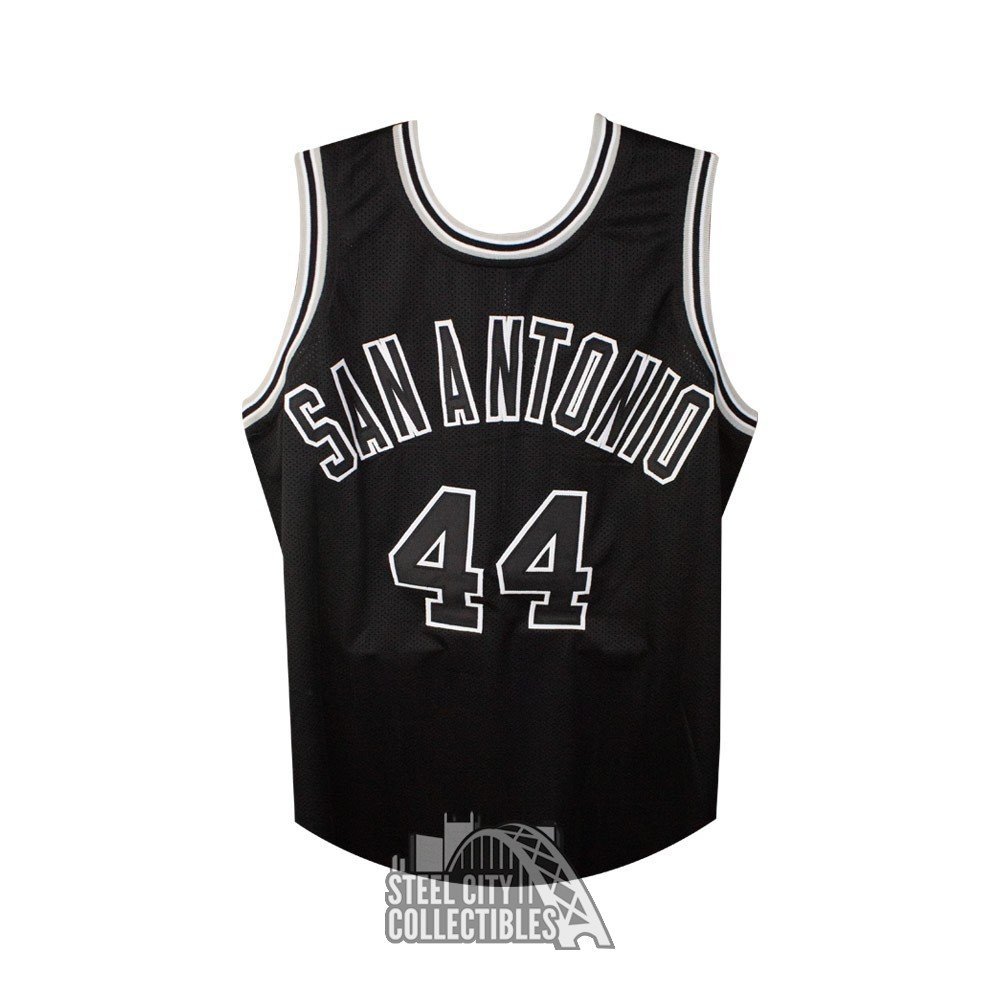 black basketball jersey