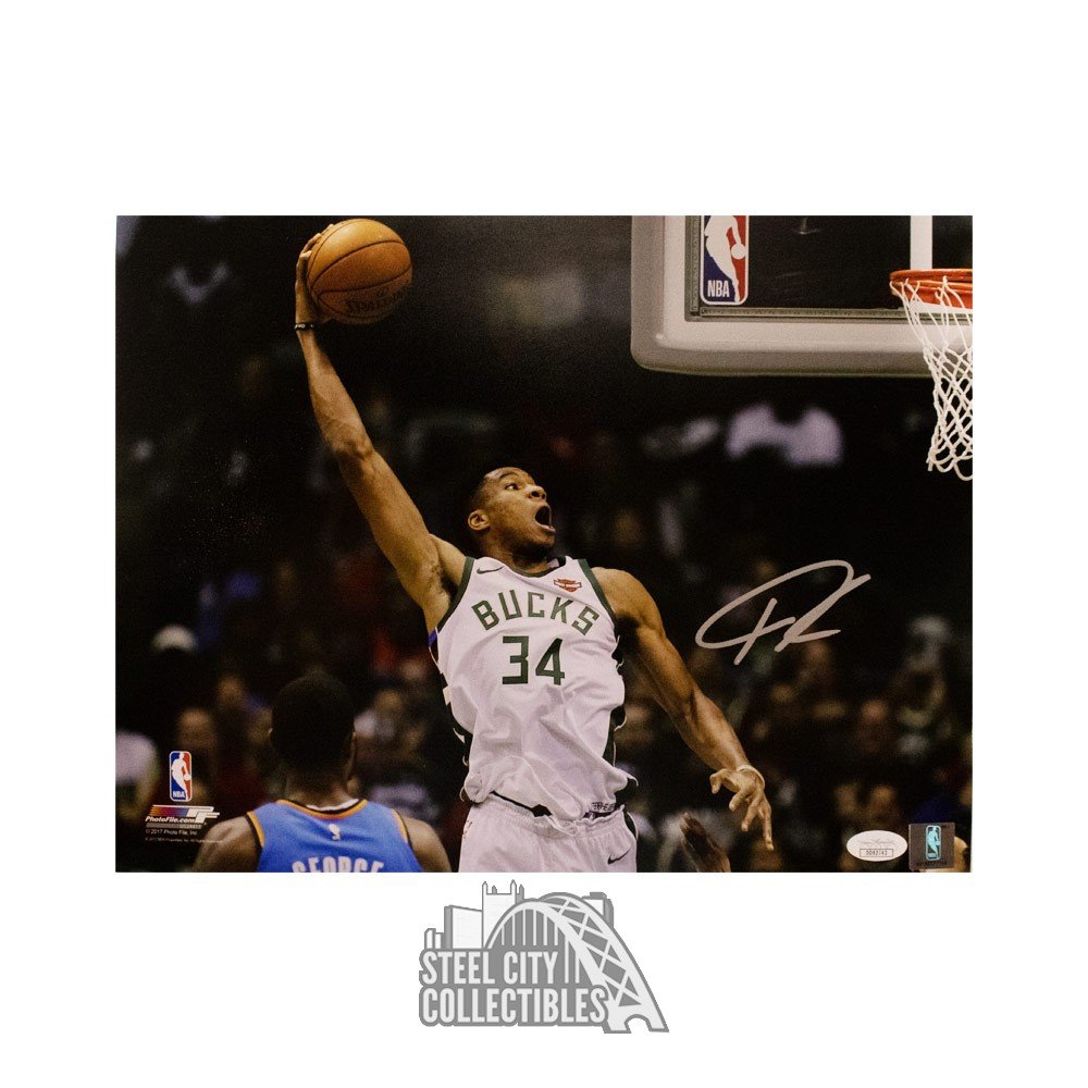 Giannis Antetokounmpo Autographed Milwaukee Bucks 11x14 Photo - JSA COA ...