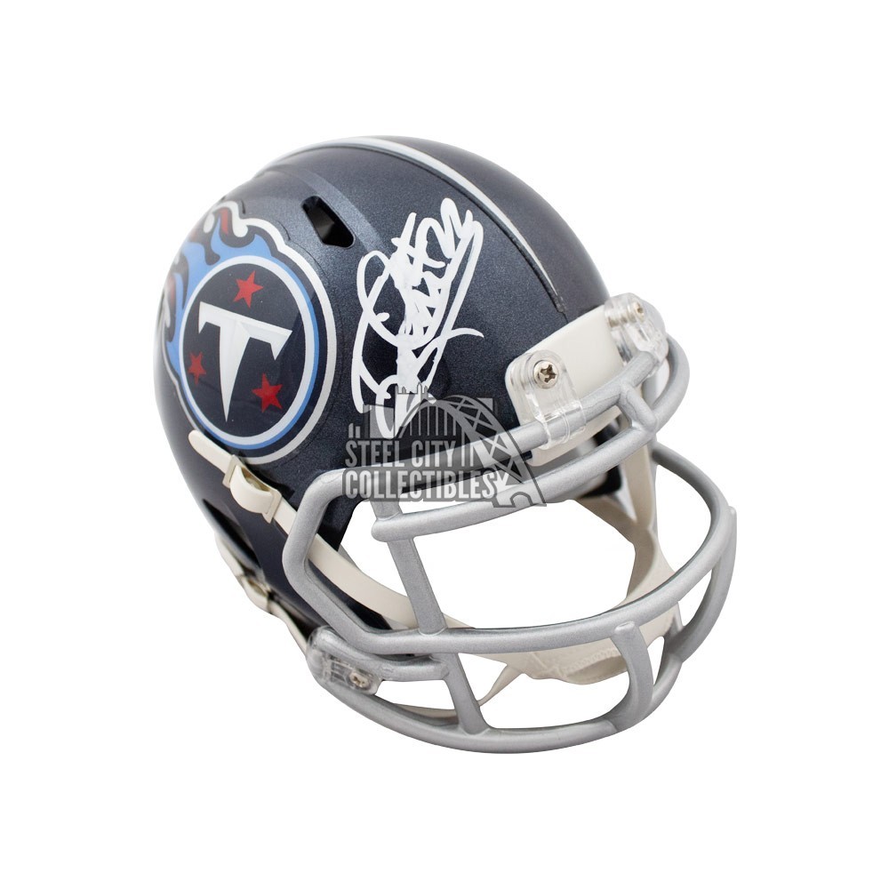 Derrick Henry Autographed Titans Flash Speed Mini Helmet Beckett