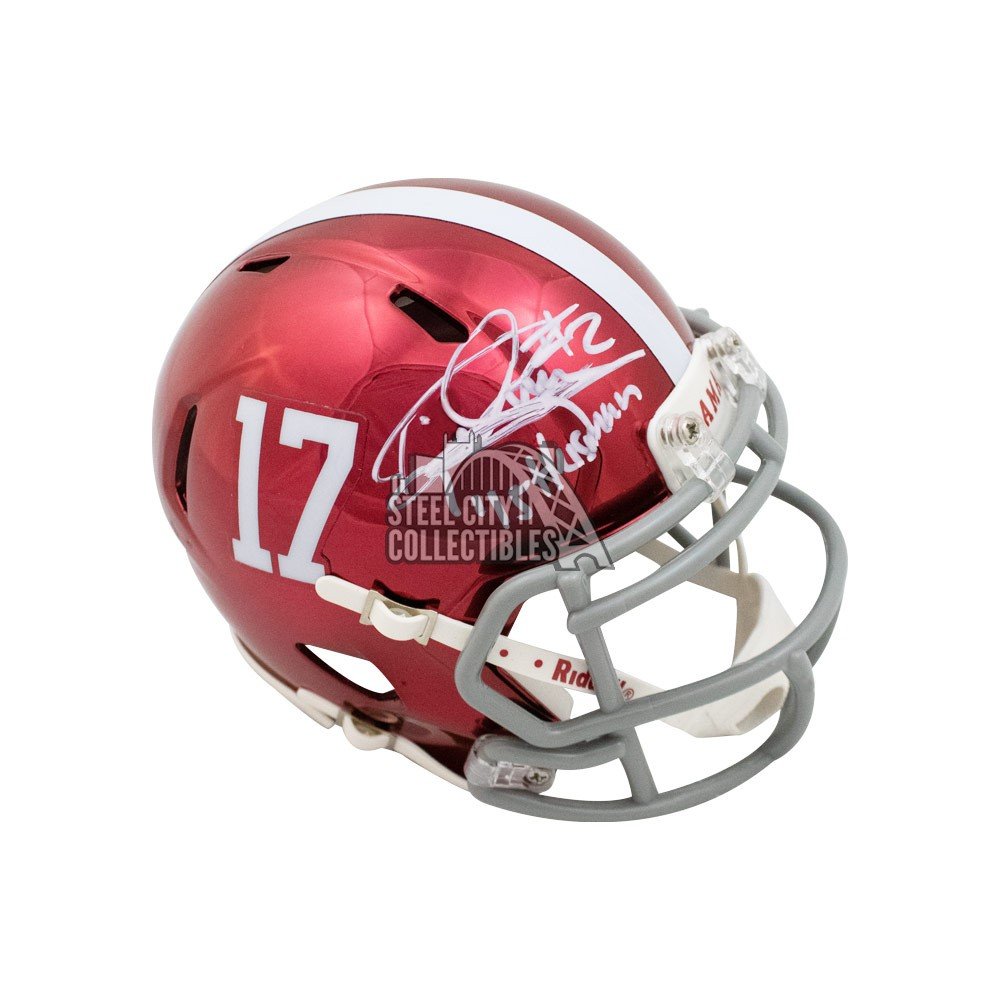 Derrick Henry bundle! Own a signed mini helmet by Derrick Henry