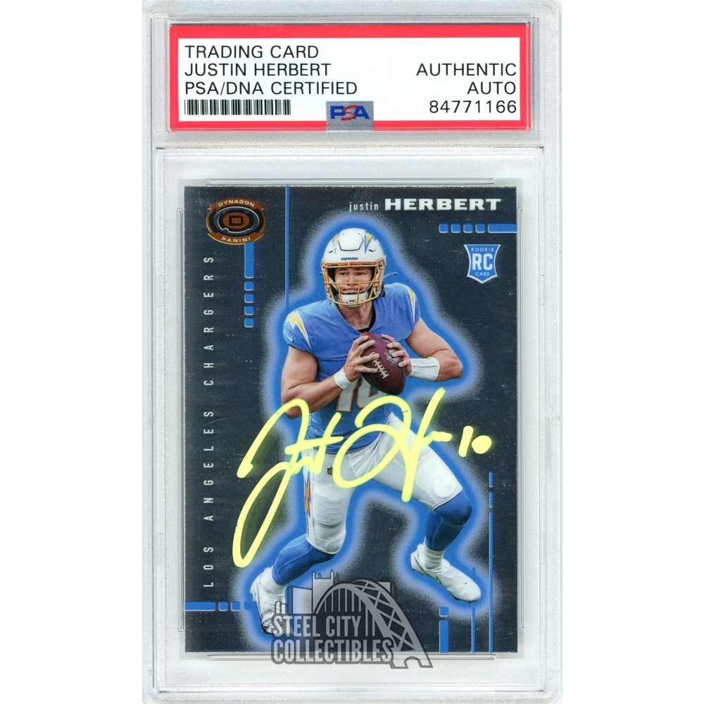 Justin Herbert 2020 Panini Chronicles Dynagon Auto Rookie Card #D-3 PSA/DNA  (Yellow)