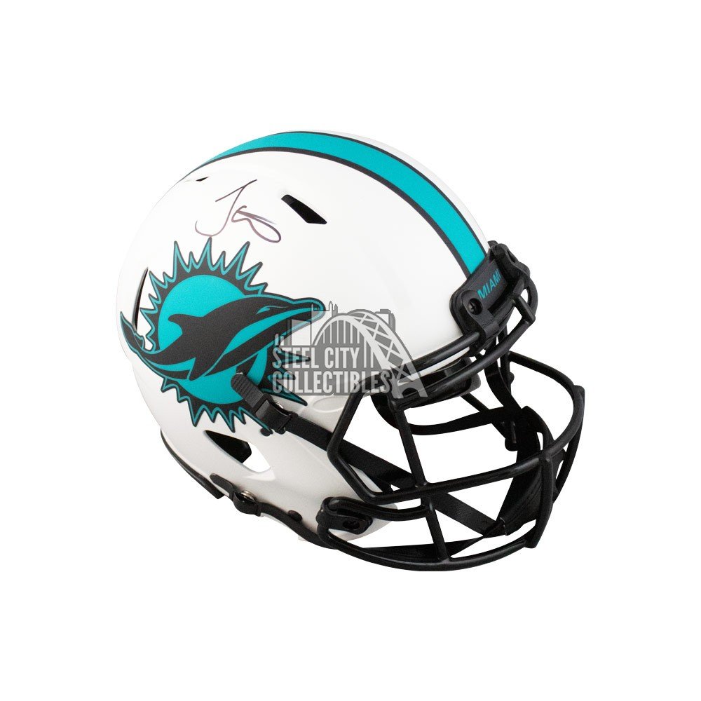 Tyreek Hill Autographed Miami Dolphins Lunar Eclipse Authentic Full-Size  Football Helmet - BAS (Black Ink)