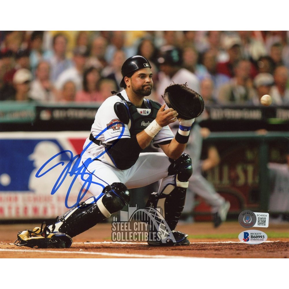 Mike Piazza Autographed New York Mets 8x10 Photo - BAS COA (Batting)