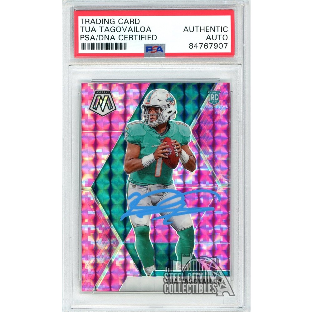 Tua Tagovailoa 2020 Panini Mosaic Camo Pink Autograph RC Card #203 PSA/DNA  (Light Blue)