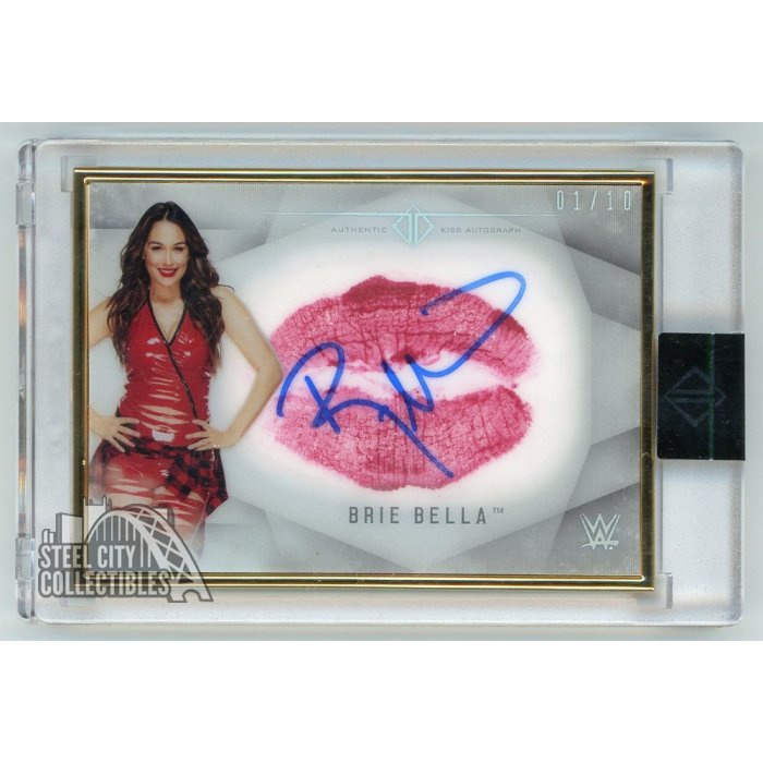 Brie Bella 2019 Topps WWE Transcendent Collection Kiss Card Auto 1/10