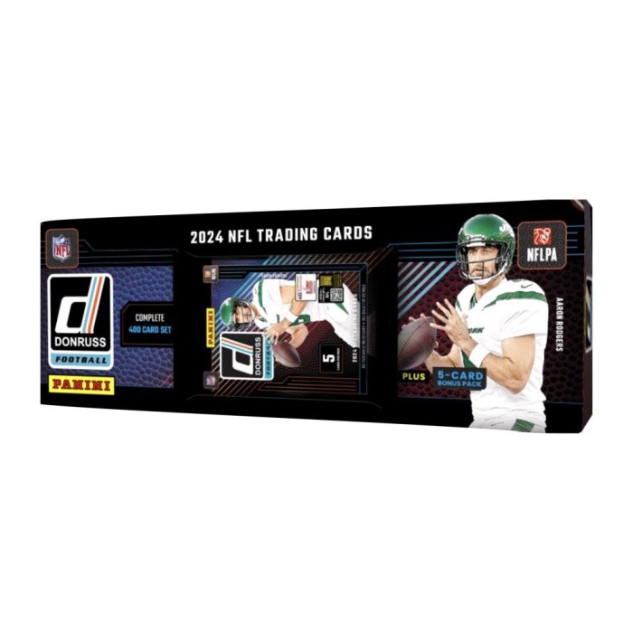 Factory Factory sealed 2020 Donruss Football Complete Card set