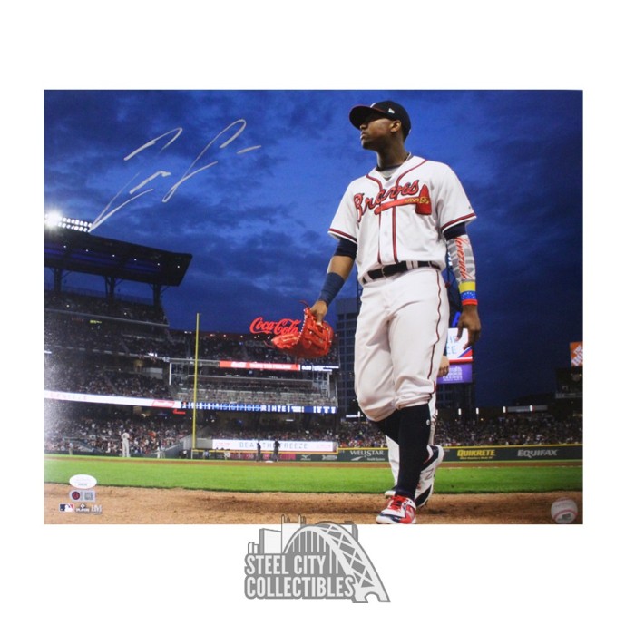 Ronald Acuna Jr Autographed Atlanta 16x20 Baseball Photo - JSA (Navy Jersey  Batting)