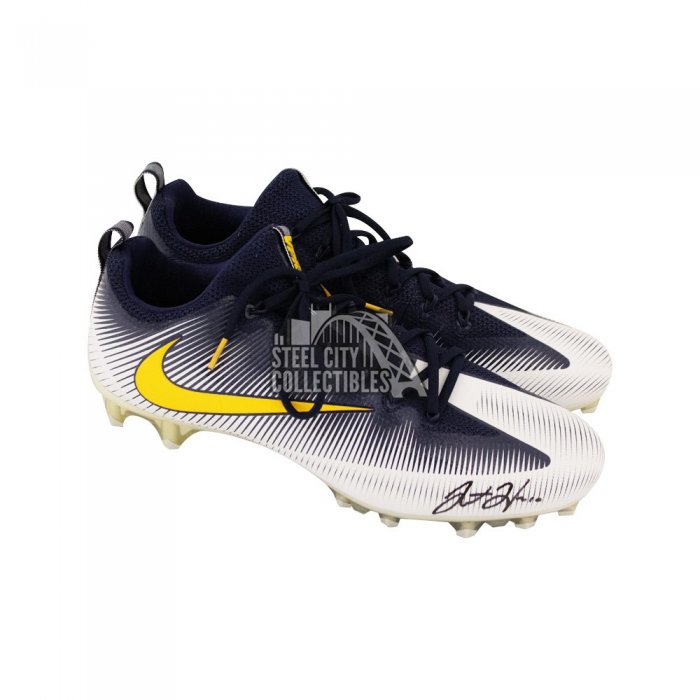 Justin Herbert Autographed Nike Alpha Football Cleats - BAS COA (Blue and  Gold)