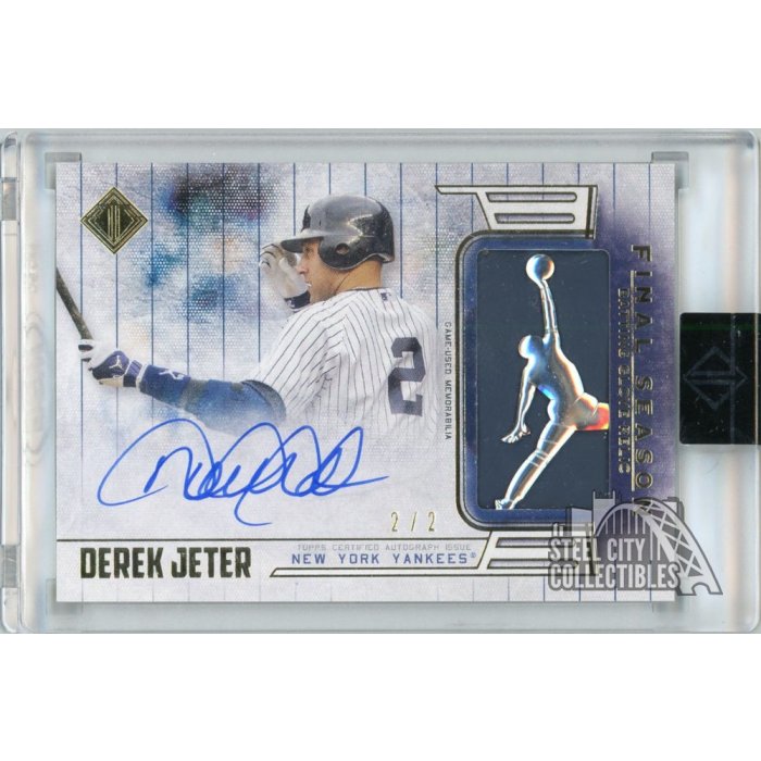 Derek Jeter 2020 Topps Transcendent Captain's Collection HOF Patch  Autograph Card 9/10