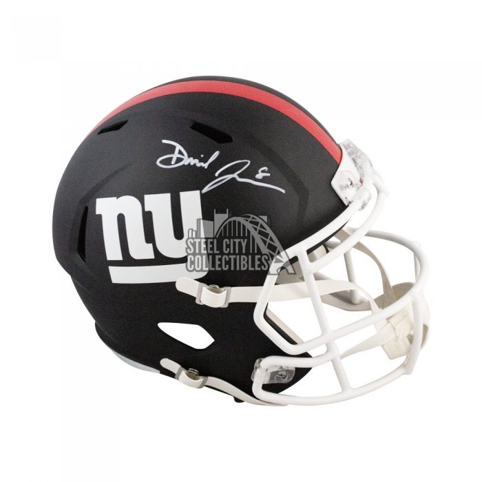 Daniel Jones Autographed New York Giants Chrome Full-Size Football Helmet -  BAS COA