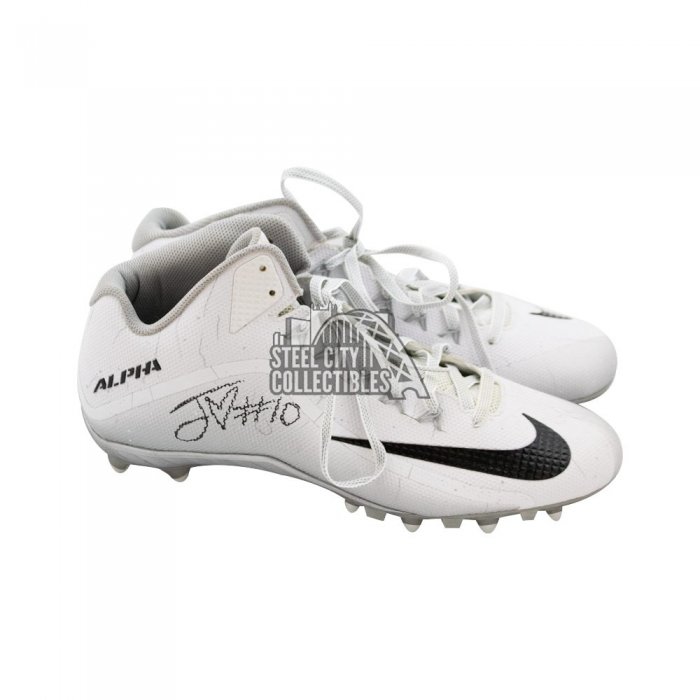 Joe Burrow Cincinnati Bengals Autographed Game-Used White Nike Cleats from  the 2020 NFL Season with