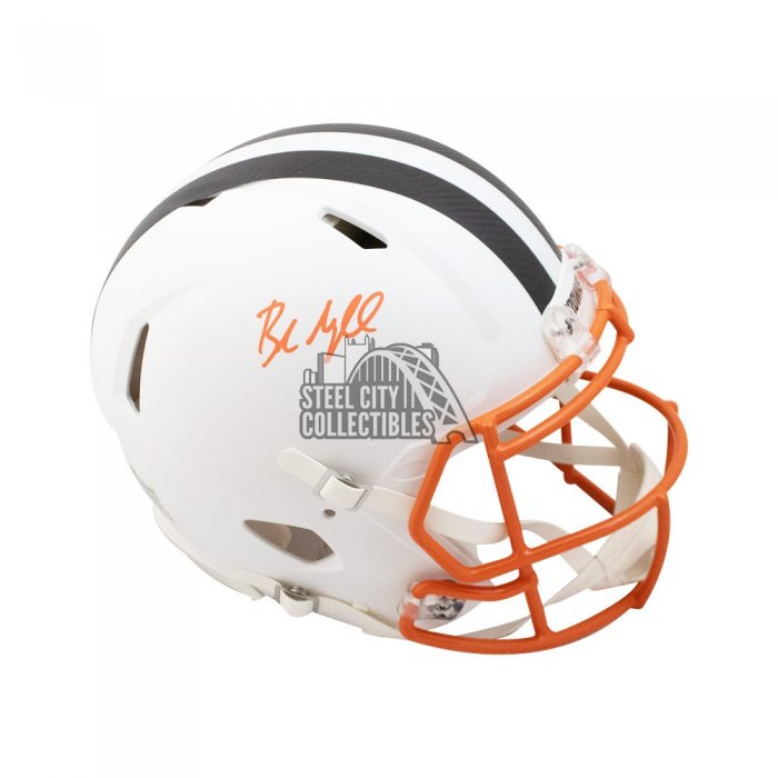 BAKER MAYFIELD Autographed Cleveland Browns White Matte Speed Full Size  Helmet FANATICS - Game Day Legends