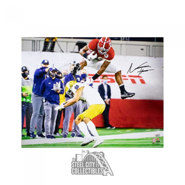 Najee Harris Alabama Crimson Tide Autographed 16 x 20 Crimson