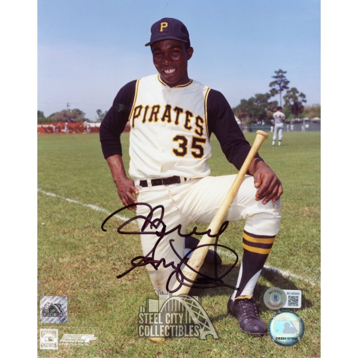 Autographed MANNY SANGUILLEN Pittsburgh Pirates 1969 Topps Card - Main Line  Autographs
