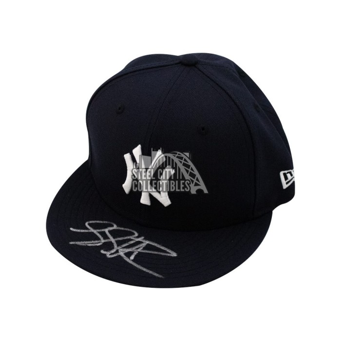 Luke Voit Autographed New York Yankees Replica Full-Size Batting Helmet -  Fanatics